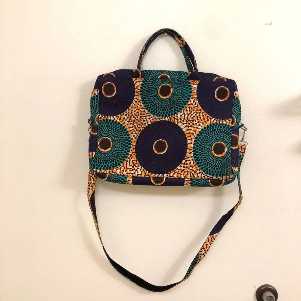Colorful pront laptop bag
